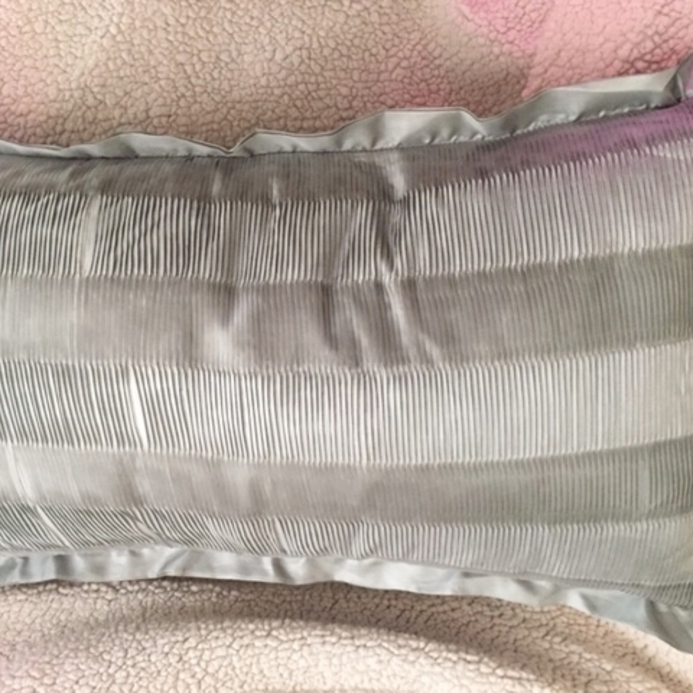 Decorative Sorel 12-in W x 20-in L Green Pillow